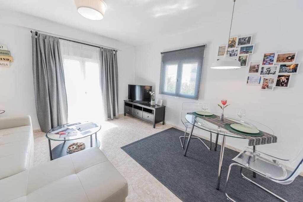III Apartamentos Morales & Arnal Acogedor Y A 450M 론다 외부 사진